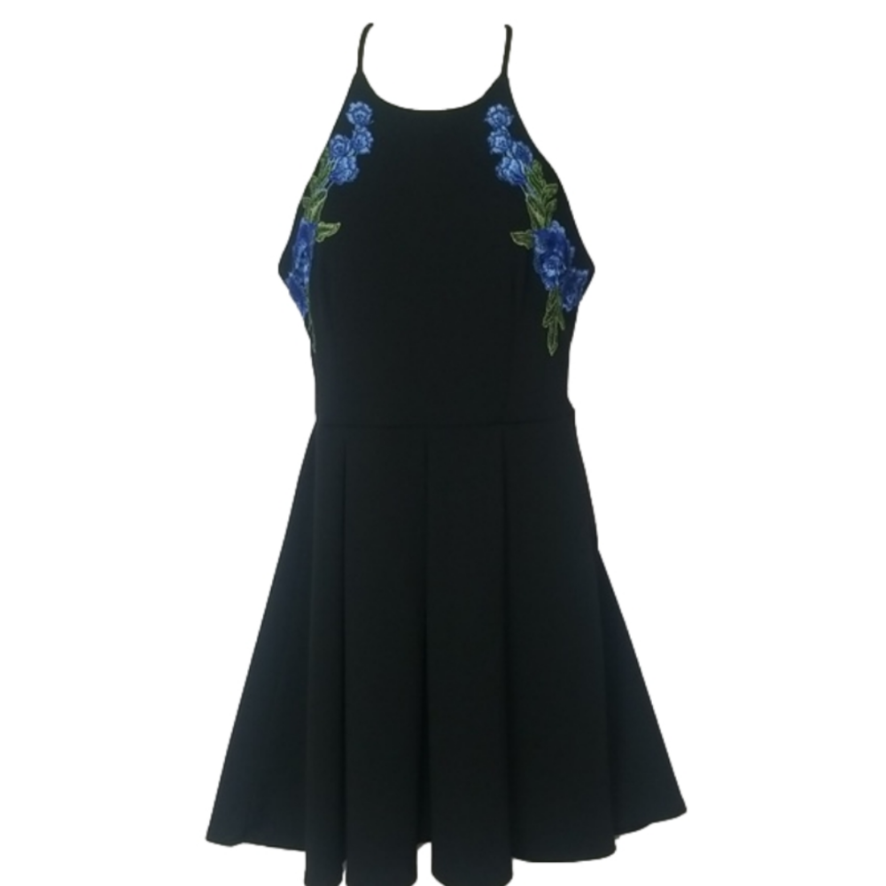 B. Darlin Black A Line Sleeveless Dress